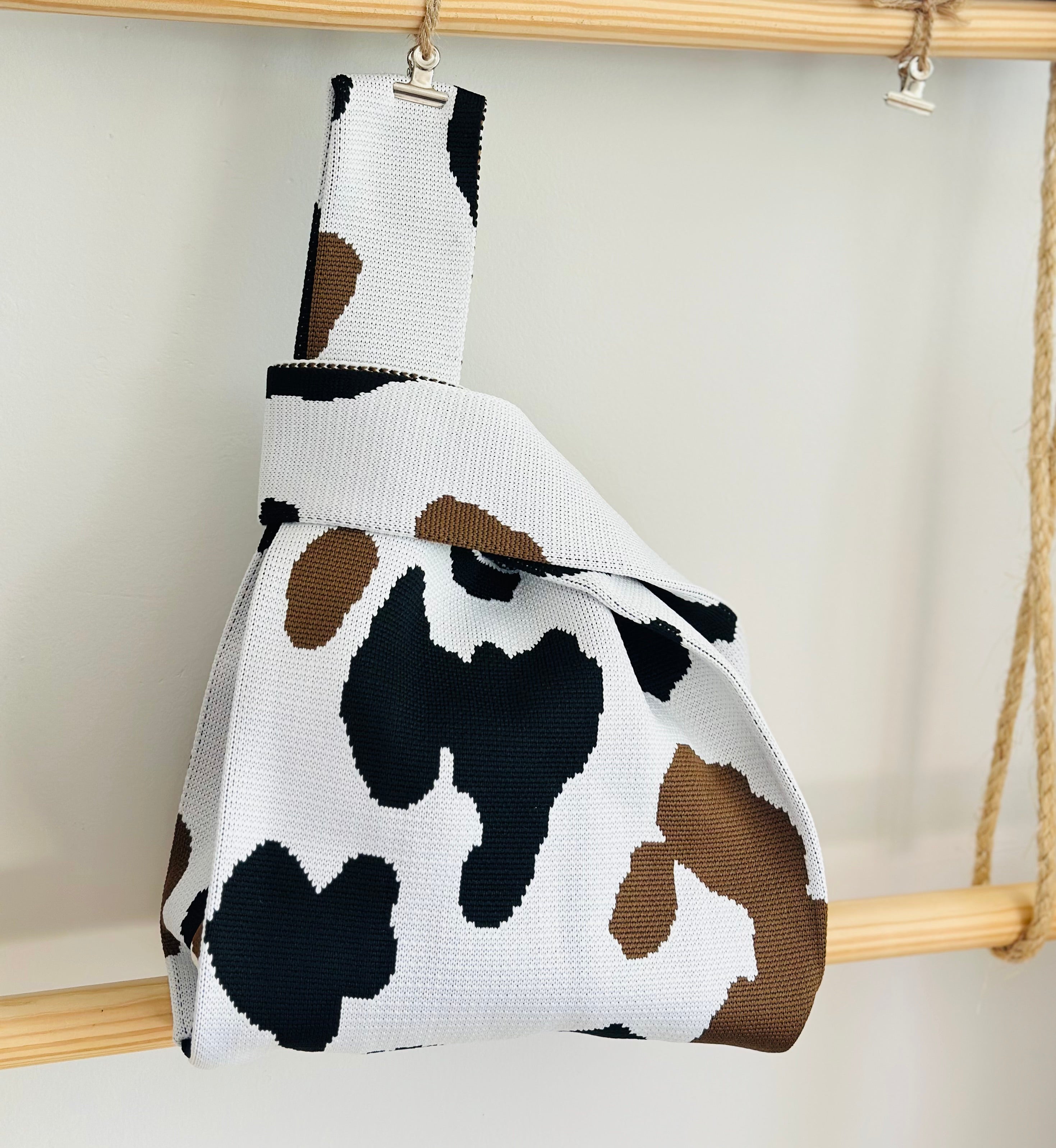 【即完売品】　cow pattern Boston bag 牛柄　バッグ 即完売品】 cow pattern Boston bag 牛柄 バッグ 【公式通販】