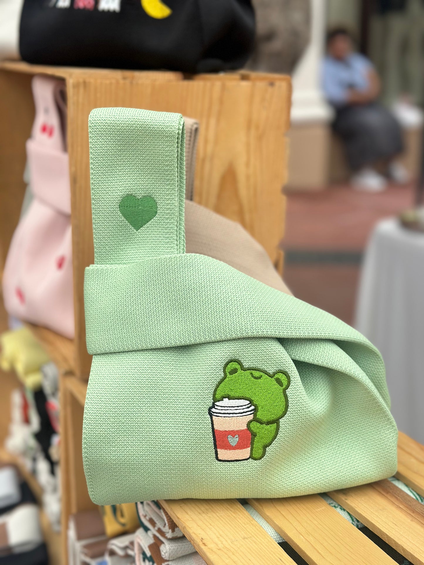 Embroidery Knit Bag -Frog
