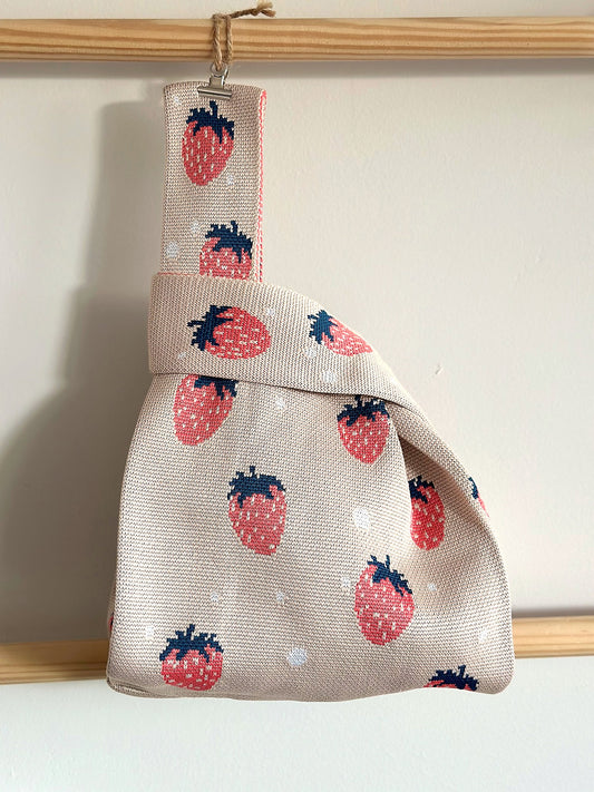 Knit Tote Bag - Strawberry