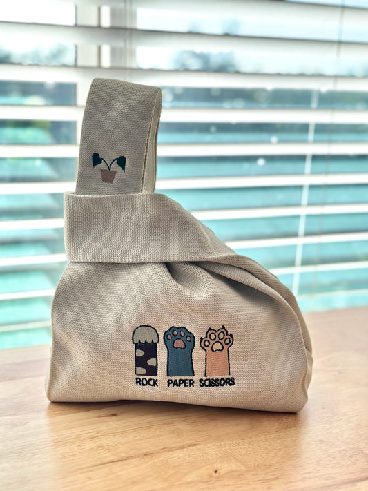 Embroidery Knit Bag - Cat Paw