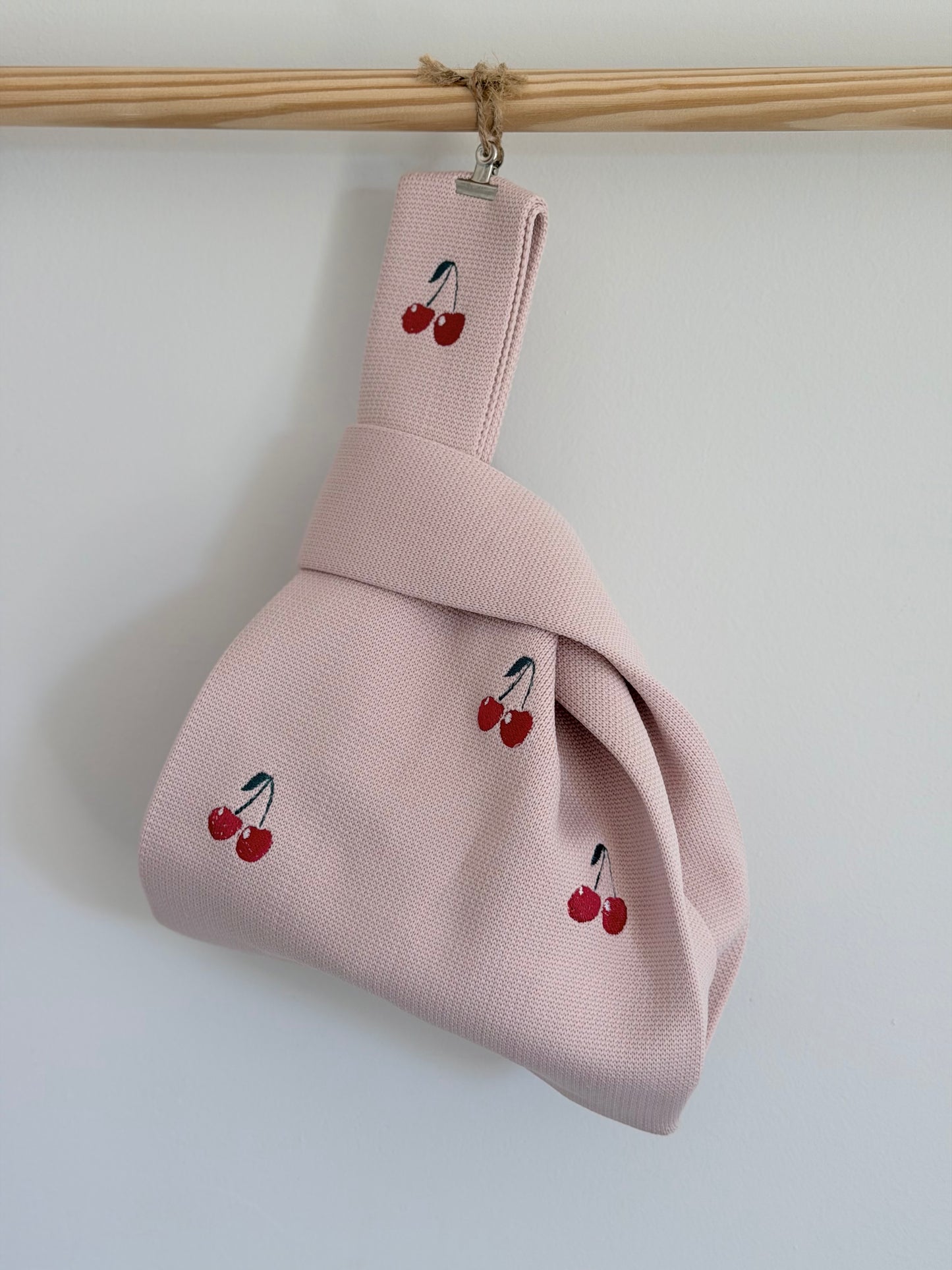 Embroidery Knit Bag - Cherry