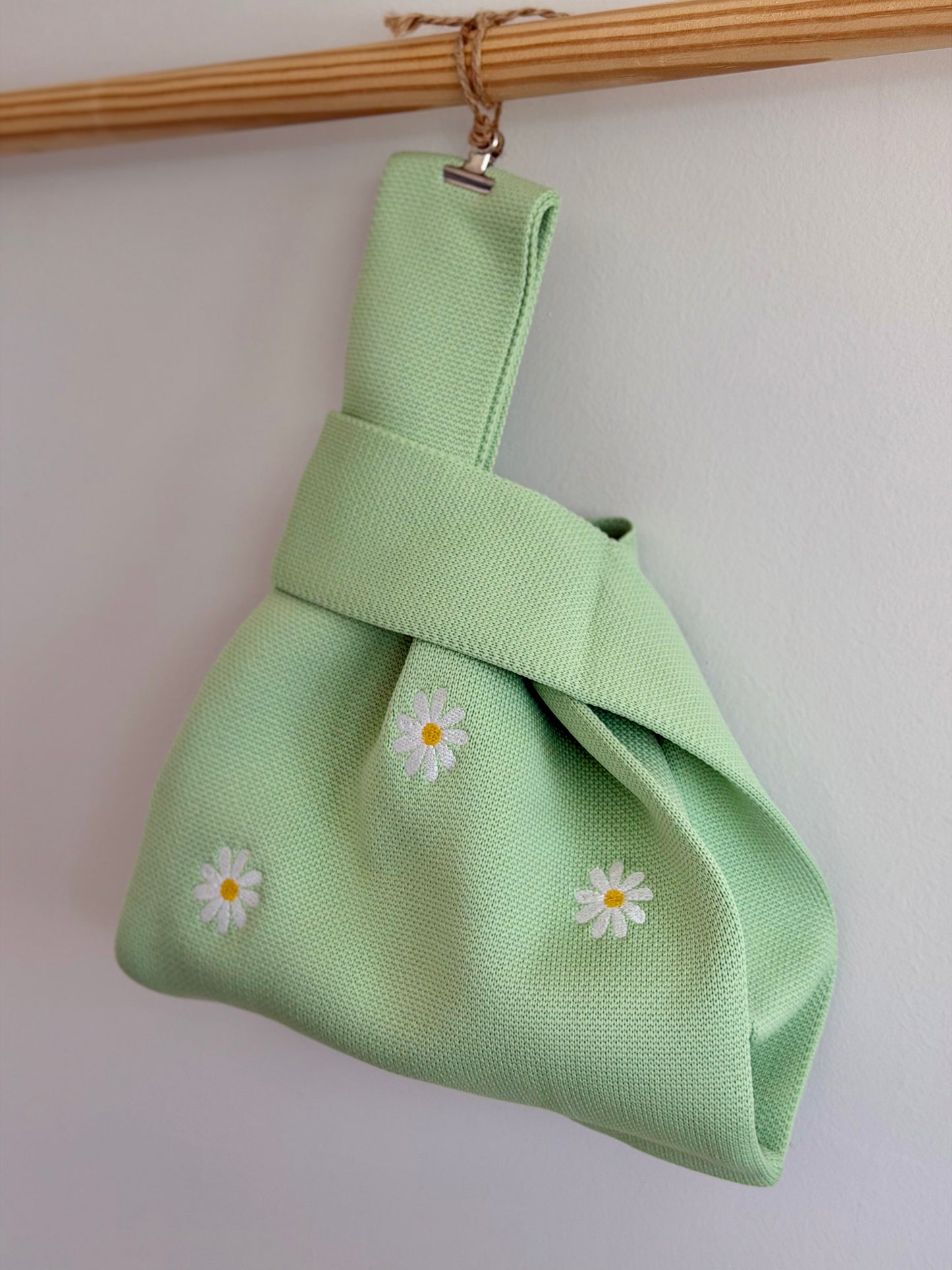 Embroidery Knit Bag - Peppermint Daisy
